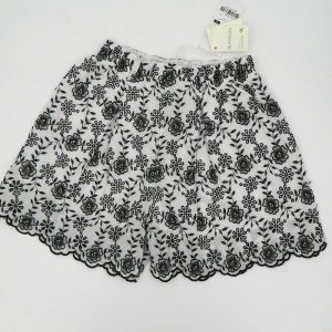 Monnalisa Pantaloncino bianco e nero con inserti fiorati