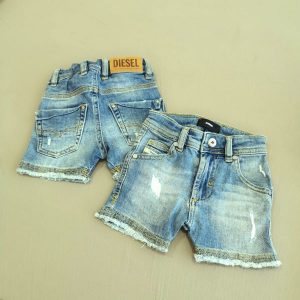 Diesel Pantaloncino in Jeans – lavaggio chiaro e dettagli strappati