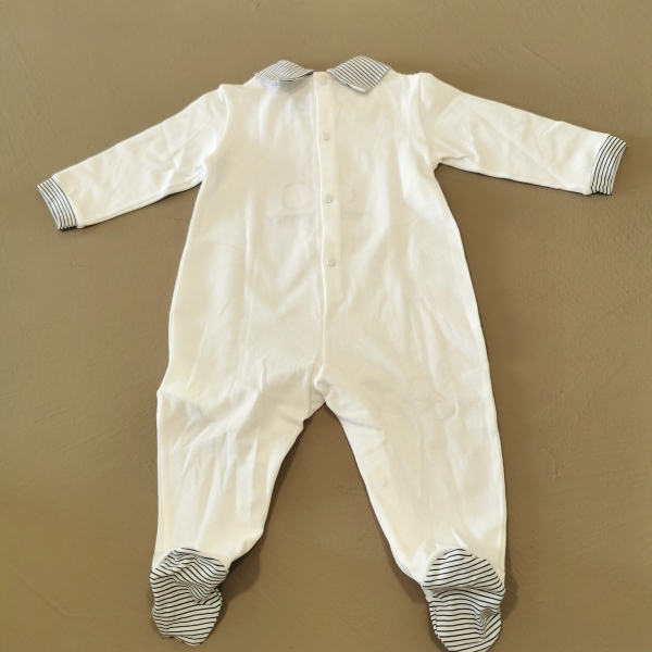 Peuterey Tutina neonato bianca, collo a punte, dettagli blu - immagine 4