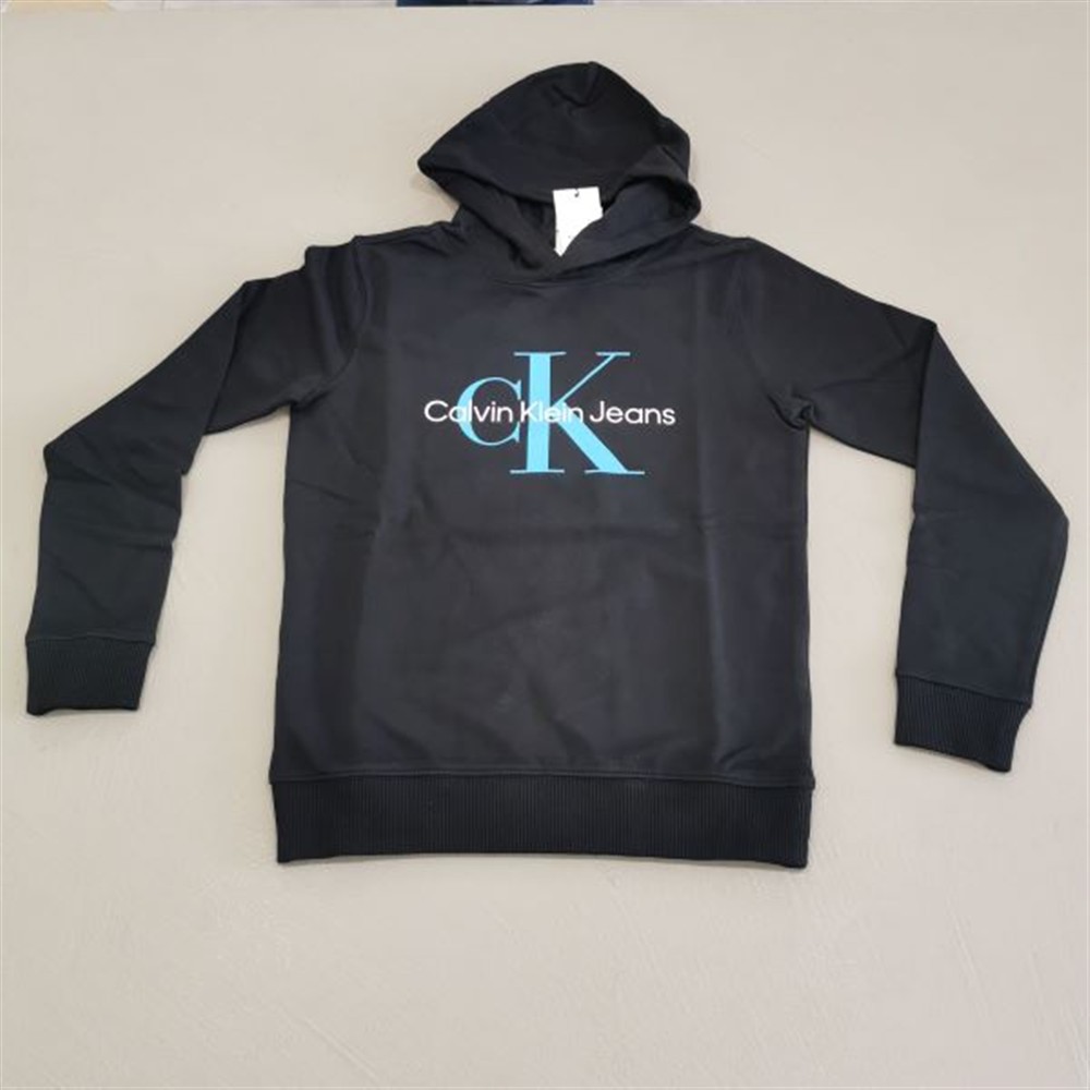 Calvin Klein felpa nera cappuccio con logo centrale celeste - immagine 2
