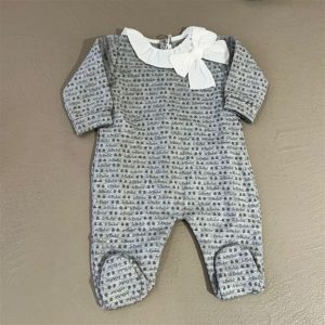 le Bebè tutina neonata