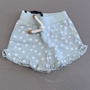 1 more in the family shorts verde