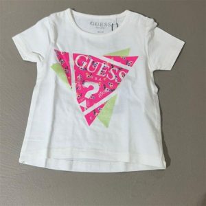 guess t-shirt bianca con logo fucsia