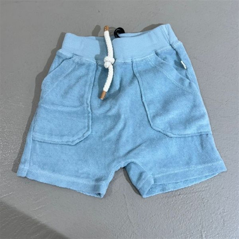 1 more in the family pantalone short