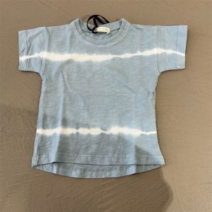 1 more in the family t-shirt celeste e bianca