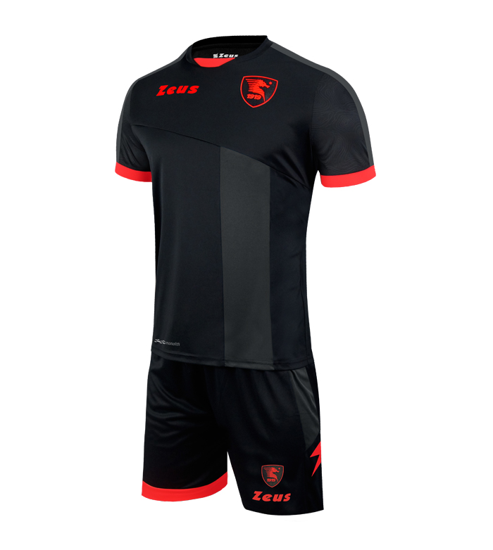 Kit training staff nero US. Salernitana 2023 /2024 - immagine 2