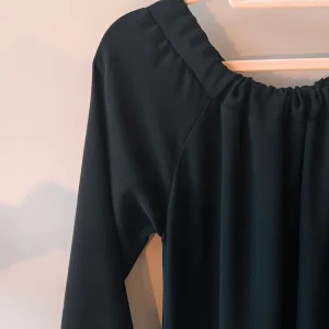 VESTITO OMERALE TESSUTO ELEGANTE