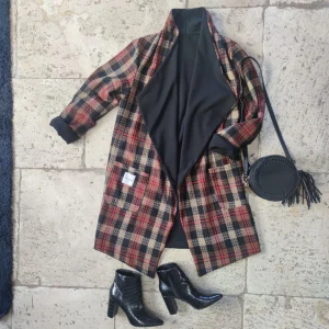 Cappotto comodo fluido reversibile in lana cioccolato - nero