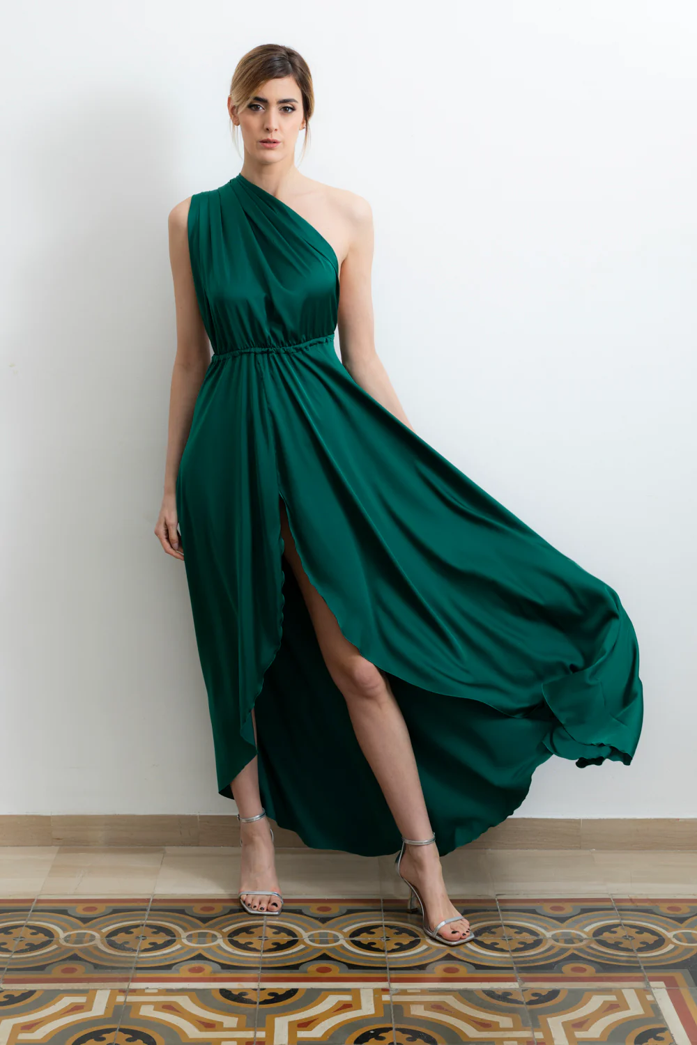 Abito Red Carpet Monospalla Lungo in raso con spacco frontale - immagine 5