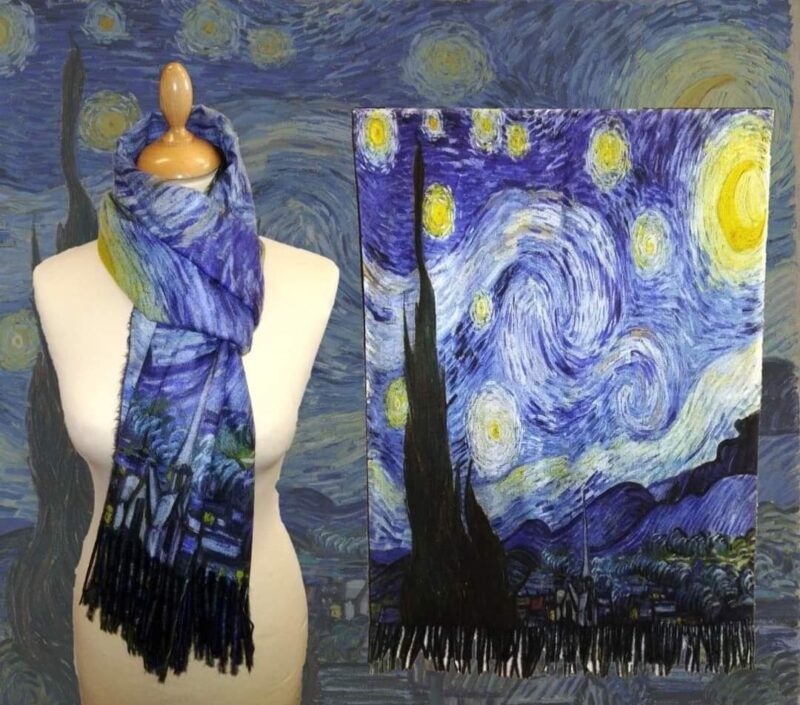 Completo d’autore sciarpa più guanti raffigurante il quadro “NOTTE STELLATA” di Vincent Van Gogh - immagine 6