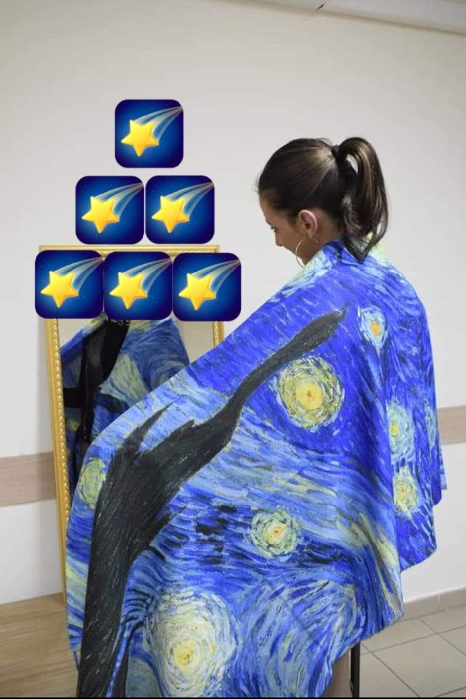 Completo d’autore sciarpa più guanti raffigurante il quadro “NOTTE STELLATA” di Vincent Van Gogh - immagine 7