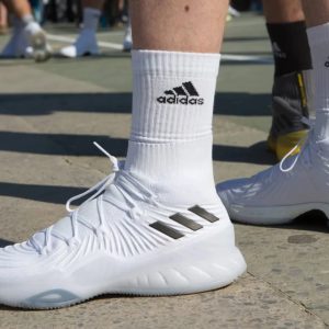 Calzini di spugna marca Adidas in confezione di 3 paia