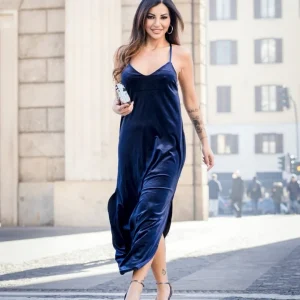 Abito lungo in elegante velluto blu notte