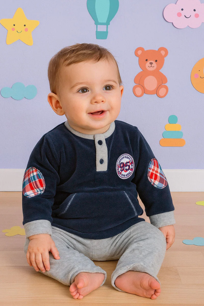 Pigiama bimbo in pile con ricamo e toppe - immagine 2