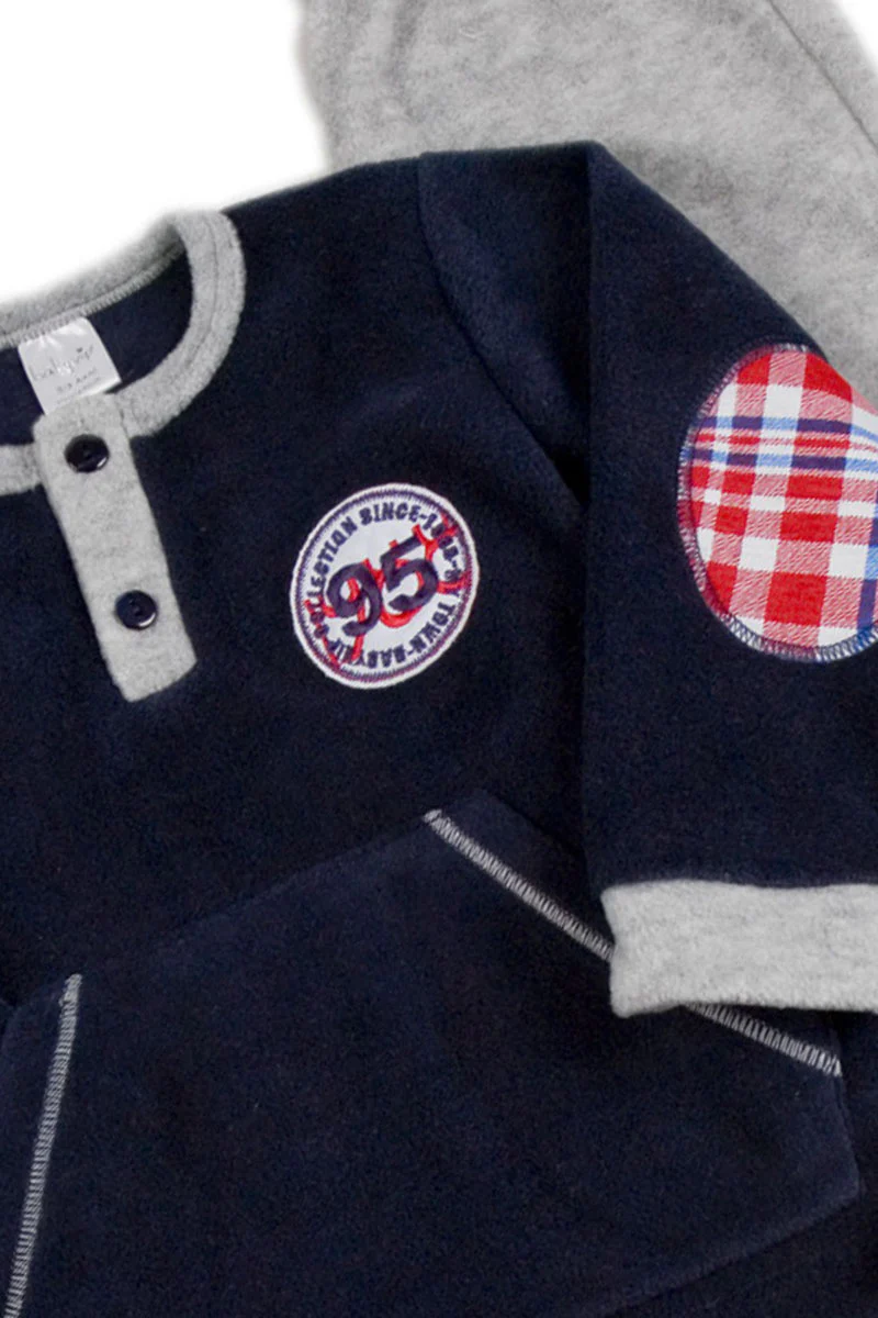 Pigiama bimbo in pile con ricamo e toppe - immagine 3