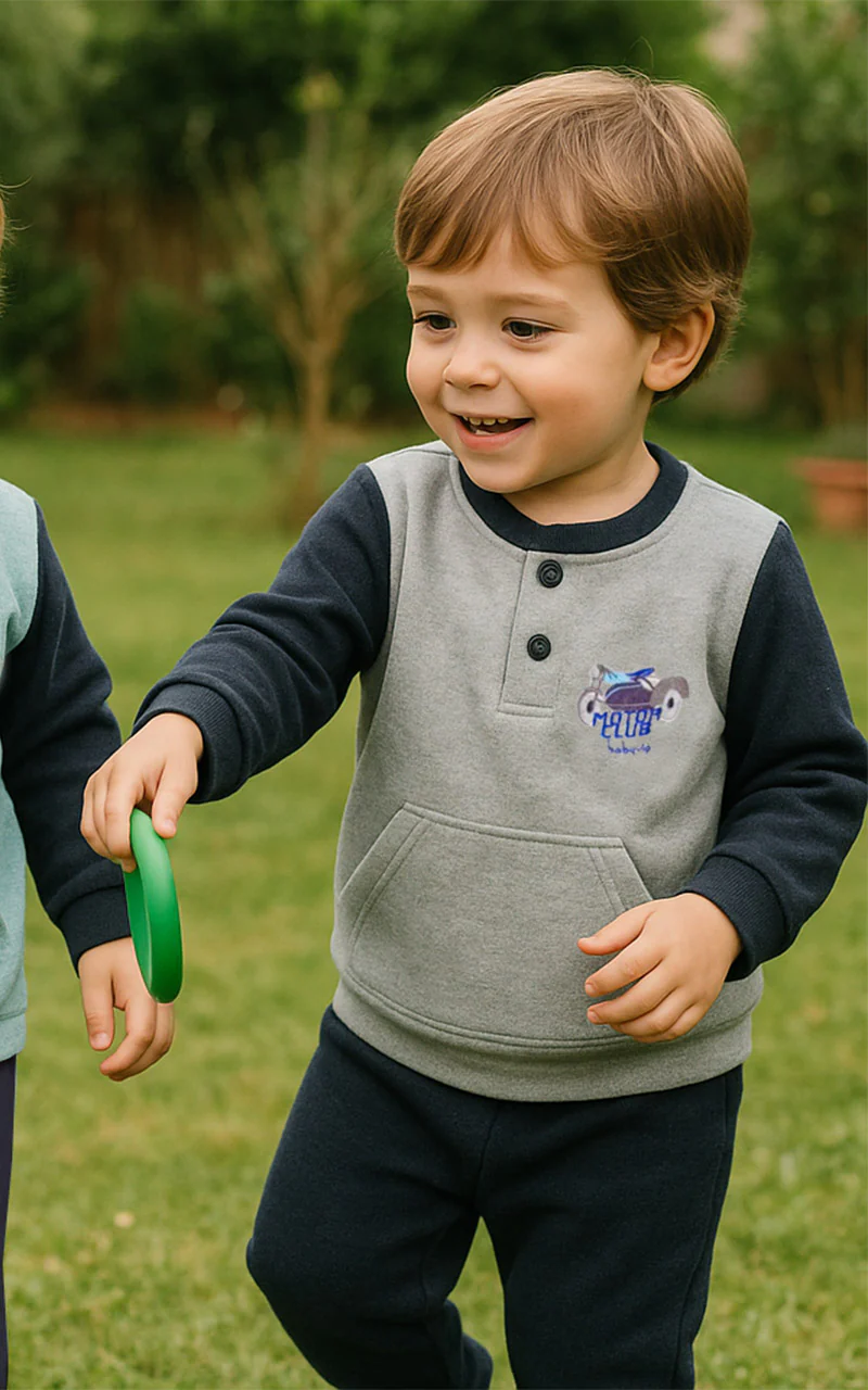 Pigiama bimbo in pile con ricamo - immagine 7