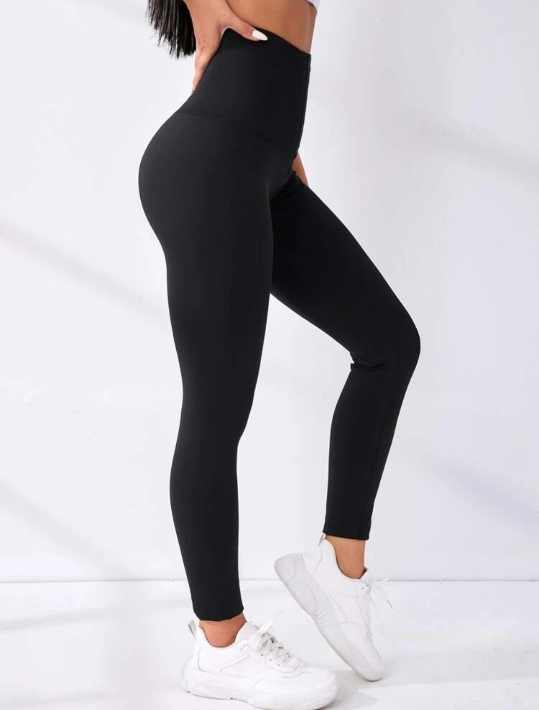Leggins a vita alta con doppio effetto : contenitivo e push up - immagine 5