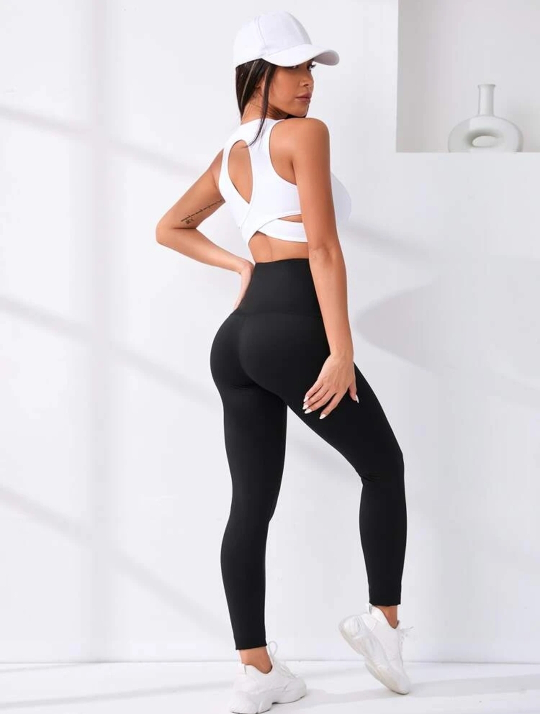 Leggins a vita alta con doppio effetto : contenitivo e push up - immagine 6