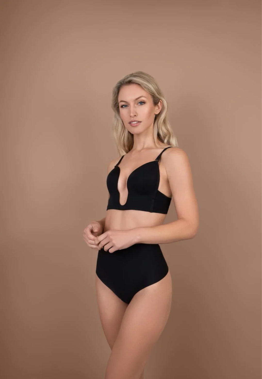 Reggiseno tridimensionale push up con scollo profondo - immagine 5