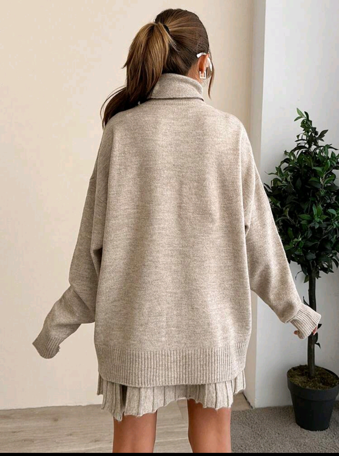 Completo maglia dolcevita con gonna modello Milano colore beige - immagine 5