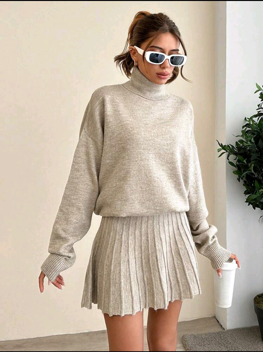 Completo maglia dolcevita con gonna modello Milano colore beige - immagine 4