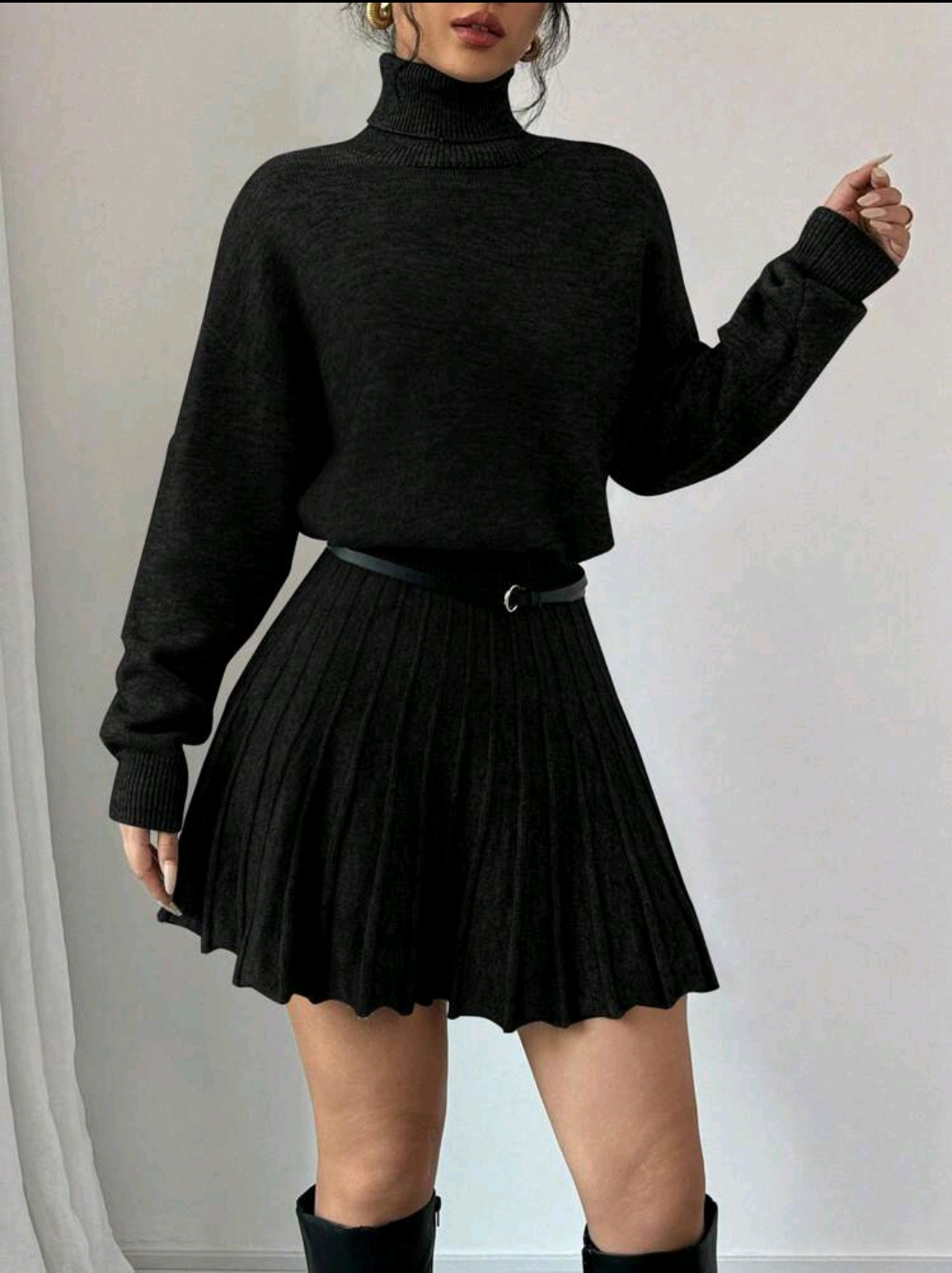 Completo maglia dolcevita con gonna modello Milano colore nero - immagine 4