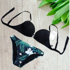 Bikini con coppe push up in colore nero taglia 42/M