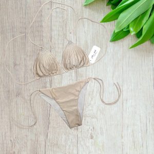 Bikini a triangolo in colore beige lucido con strass argento taglia M/L