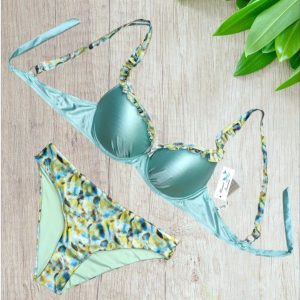 Bikini a balconcino in colore verde menta   taglia 48/XXL