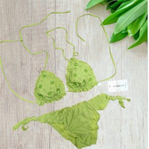 Bikini a triangolo con pizzo San Gallo colore verde acido taglia 46/XL