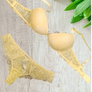 Completino intimo marca Lormar con reggiseno push up in colore Giallo solo taglia 5