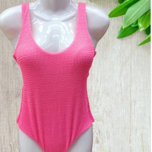 Costume intero in tessuto piqué in colore fucsia in taglia  42/M