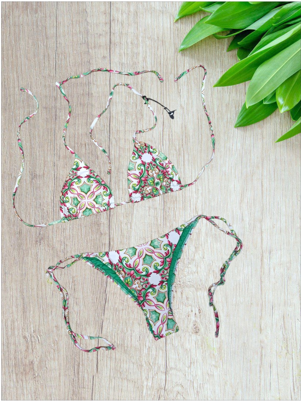 Bikini a triangolo in fantasia delle bellissime maioliche vietresi in verde taglia 40/S - immagine 2