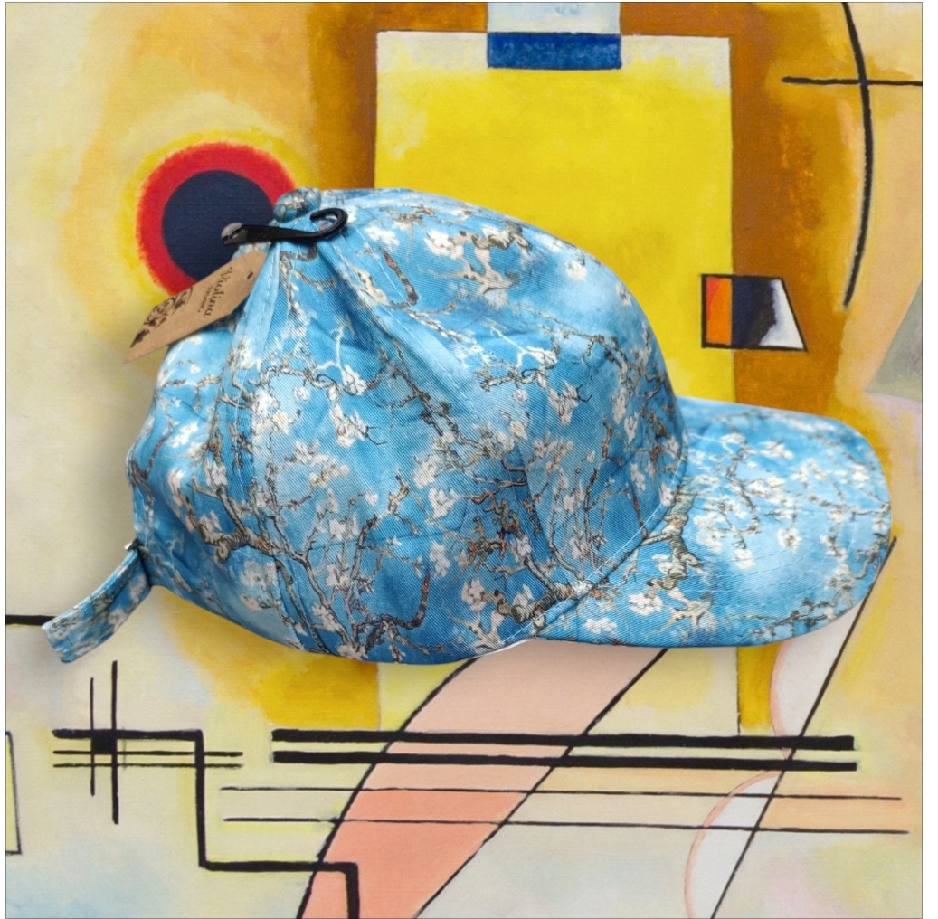 Cappello con visiera serie “quadri d’autore” modello “Mandorlo Fiorito” di Vincent Van Gogh - immagine 5