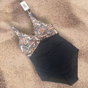Costume intero modello fiori e strass in colore nero taglia 48/XXL