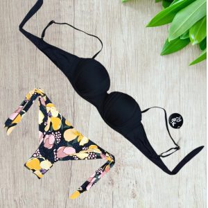 Bikini a balconcino push up modello fascia in colore nero e slip a fantasia  taglia 42/M