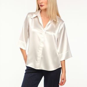 Blusa satinata donna colore bianca satinata con maniche a tre quarti