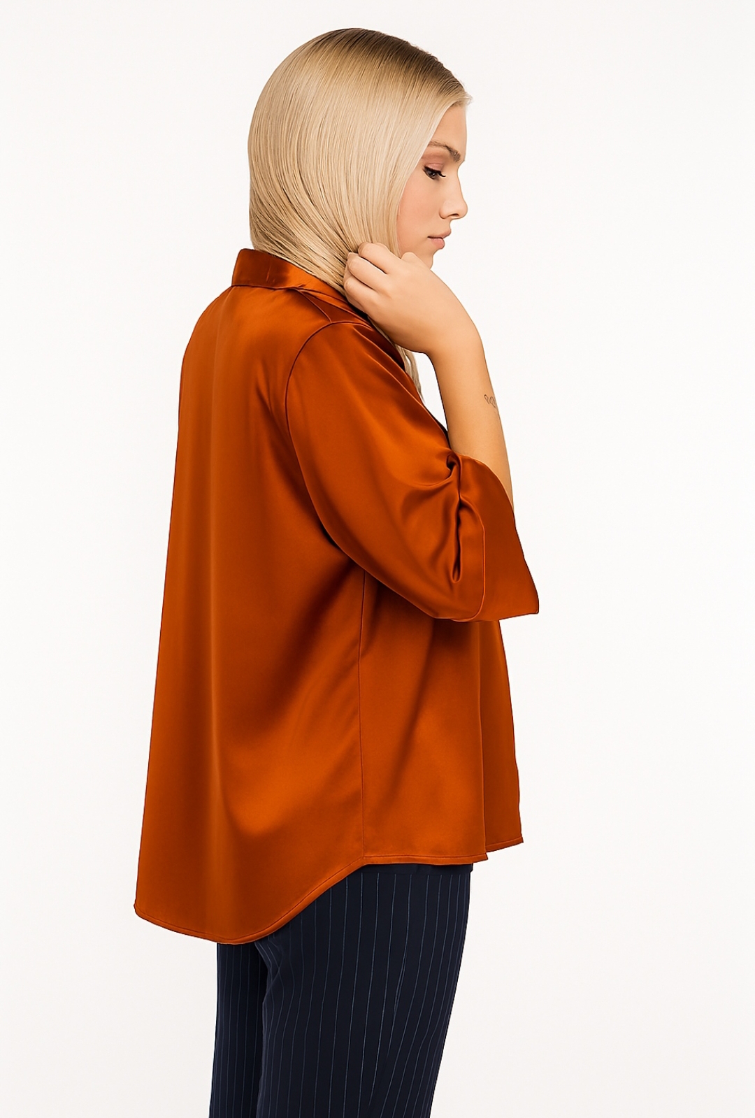 Blusa satinata donna colore arancio ramato satinata con maniche a tre quarti - immagine 4