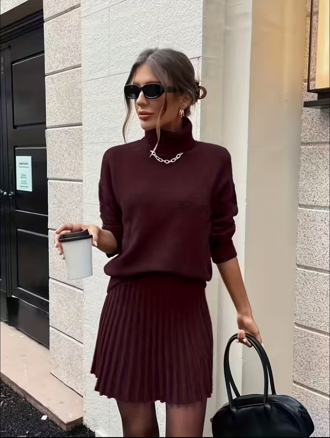 Completo maglia dolcevita con gonna modello Milano colore bordeaux - immagine 2