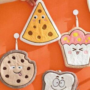 Set di 4 asciugamani/presine/strofinacci modello: “Snackissimi – Morbide Golosità da Appendere”