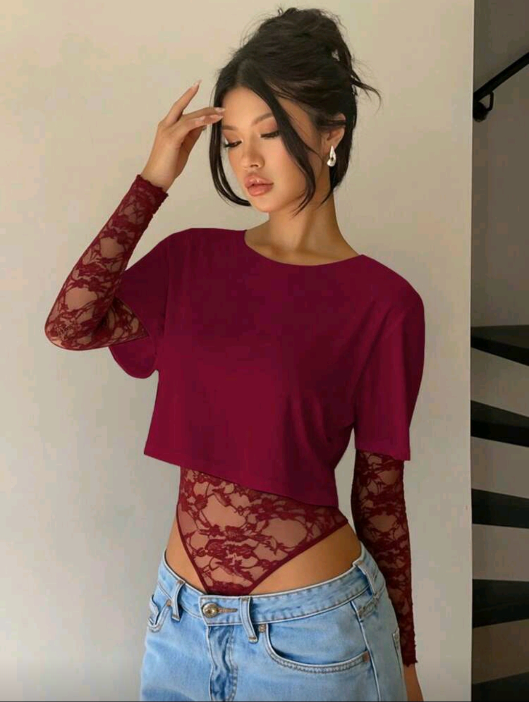 Body in pizzo floreale a maniche lunghe con maglia a mezze maniche in cotone – Eleganza velata – Made in Italy - immagine 5