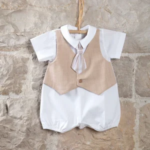 Pagliaccetto in tela di cotone con gilet applicato in tessuto effetto lino e cravattino rigato