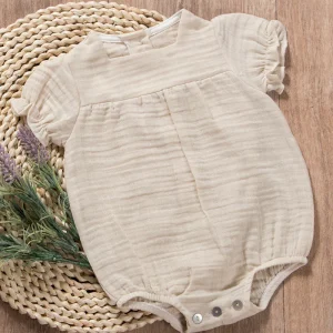 Pagliaccetto neonata mezza manica in mussola di cotone organico
