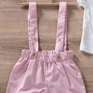 Pantaloncino con bretelle in tela di cotone organico con rouches