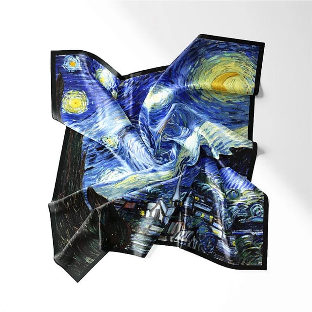 Foulard quadrato d’ autore raffigurante il quadro “LA NOTTE STELLATA “di Van Gogh - immagine 3