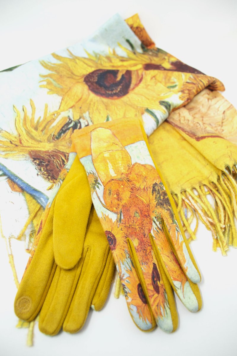 Completo d’ autore sciarpa più guanti raffigurante il quadro “I GIRASOLI” di Van Gogh - immagine 2
