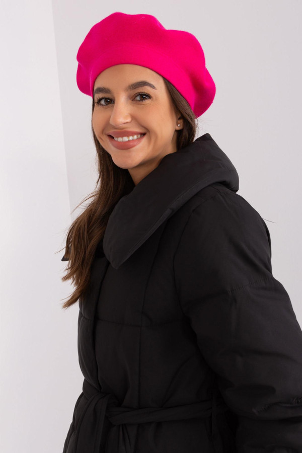 Cappello donna modello Basco colore fucsia in Tessuto Invernale – Eleganza Senza Tempo – - immagine 4